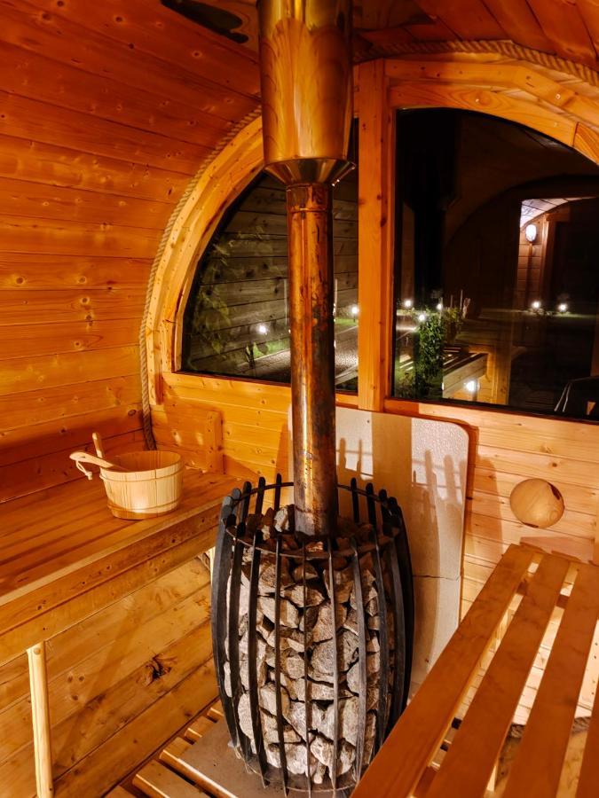 Masuria Resort Village, całoroczne domki z widokiem na jezioro, sauna i jacuzzi Zywki Zewnętrze zdjęcie