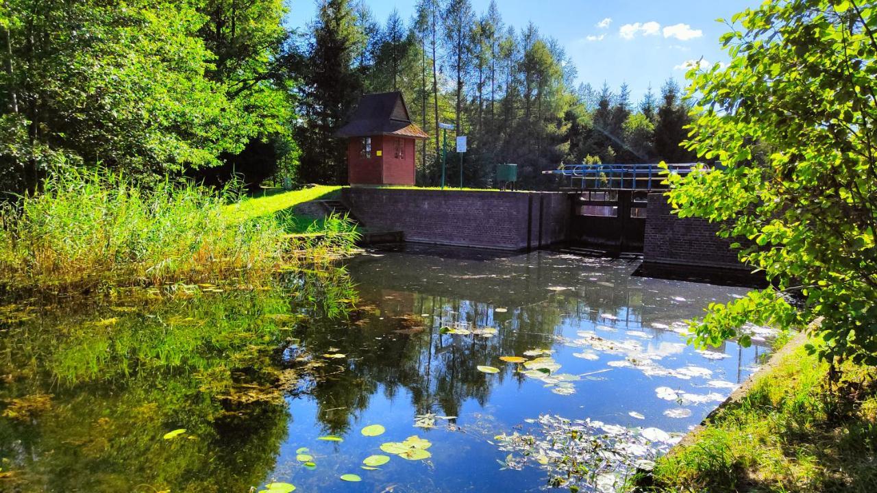 Masuria Resort Village, całoroczne domki z widokiem na jezioro, sauna i jacuzzi Zywki Zewnętrze zdjęcie